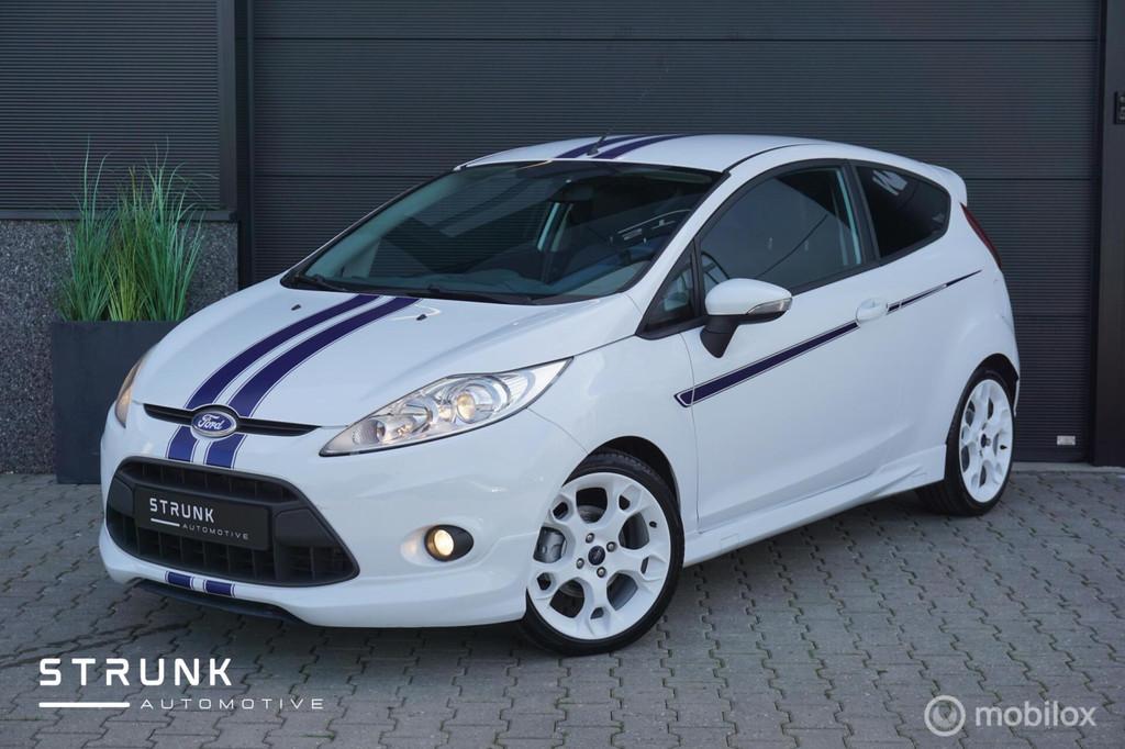 Ford Fiesta 1.6 Metal ST 135 PK Airco Leer LMV, Auto's, Ford, 135 pk, Gebruikt, 4 cilinders, Wit