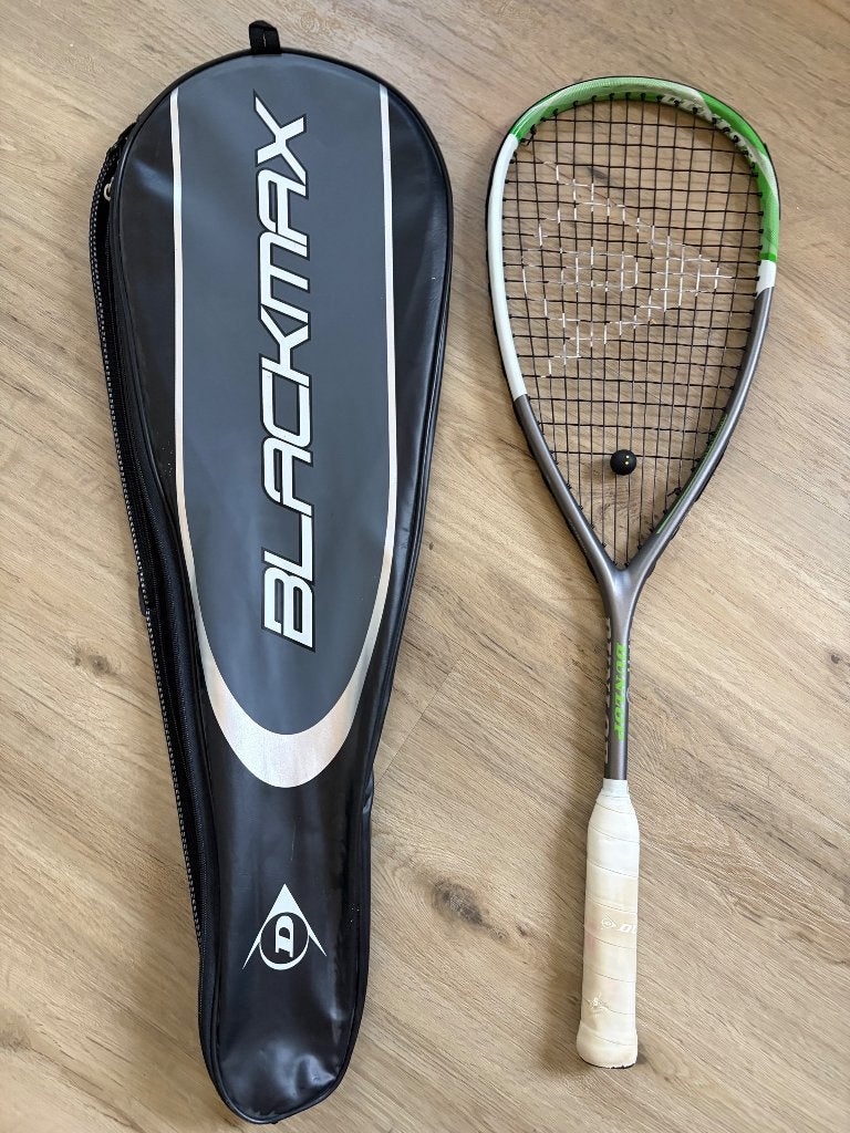 Dunlop Blackmax Squash Racket met Hoes, Sport en Fitness, Squash, Ophalen of Verzenden, Gebruikt, Racket, Met hoes