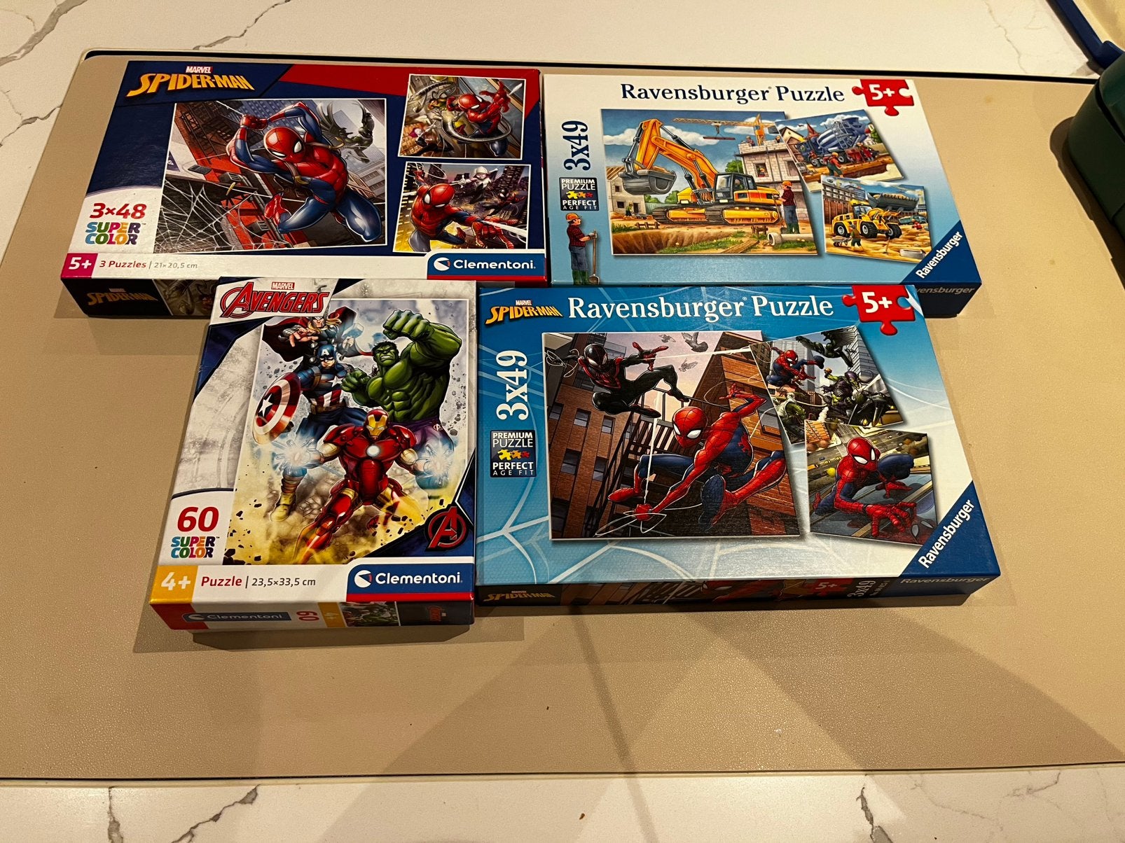 Diverse puzzels 5+, Hobby en Vrije tijd, Denksport en Puzzels, Ophalen of Verzenden, Zo goed als nieuw