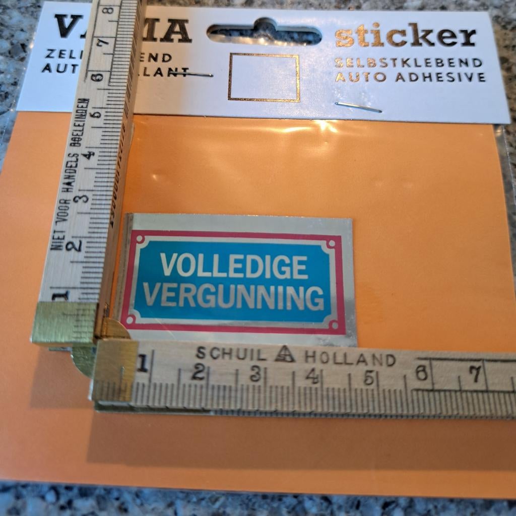 Vintage bieuwe Vama sticker volledige vergunning humor, Ophalen of Verzenden, Zo goed als nieuw