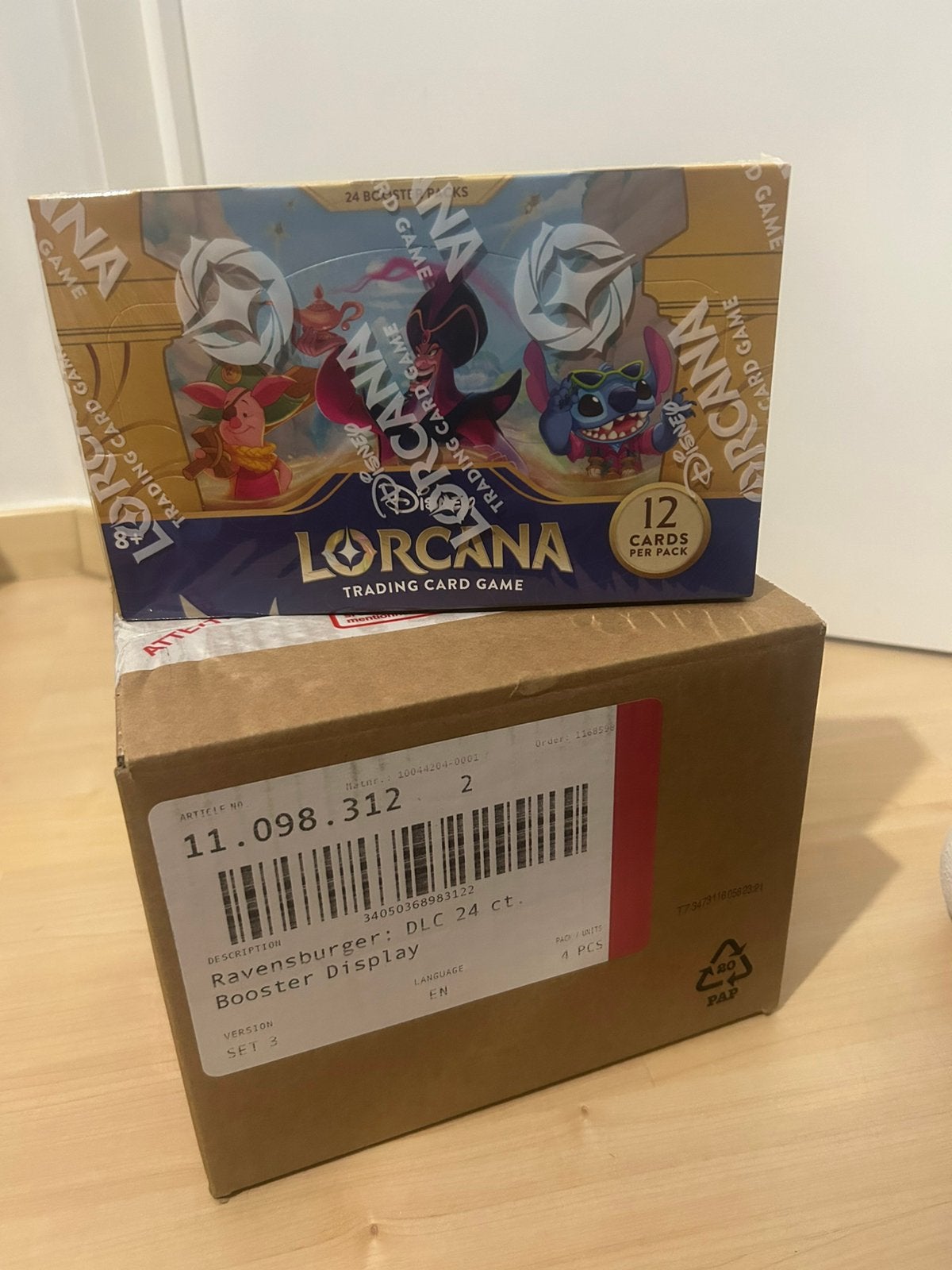 Lorcana into the inklands case!, Ophalen of Verzenden, Zo goed als nieuw, Boosterbox