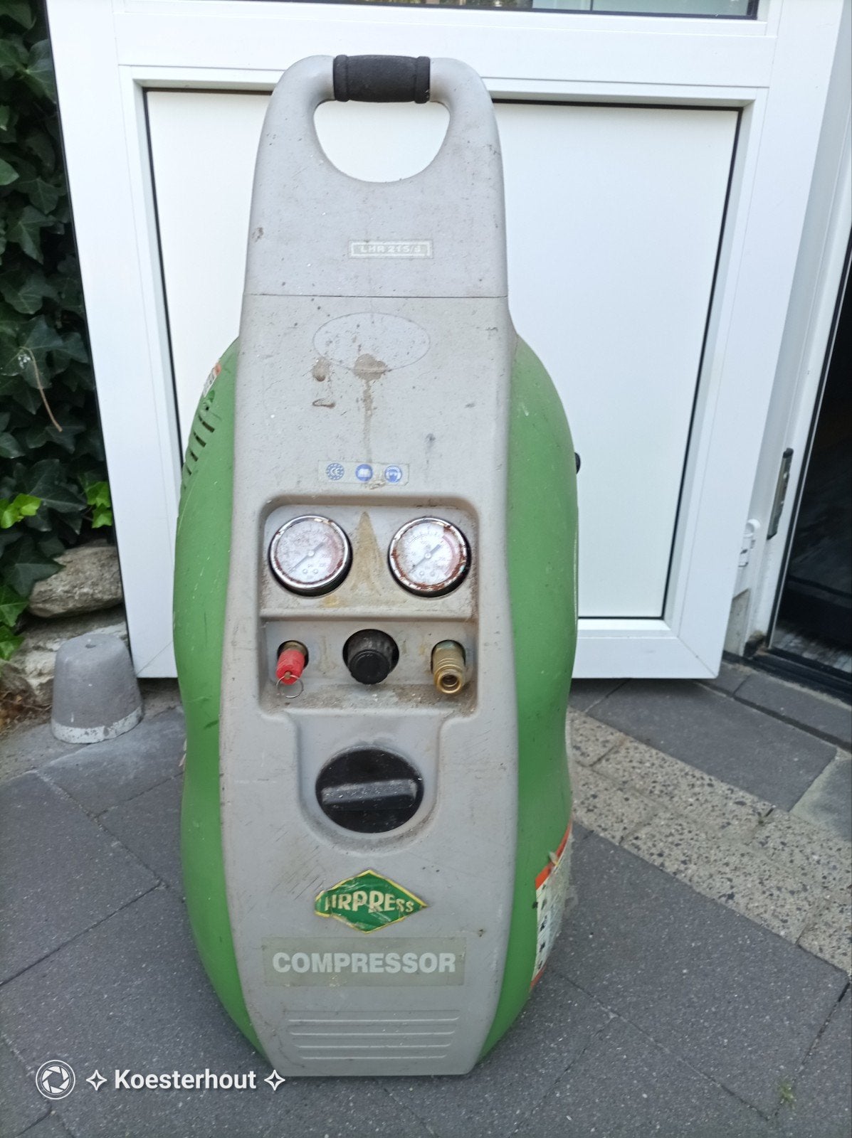 Airpress LHR 215/8 Compressor 8 bar – Compact en krachtig, Minder dan 25 liter, Ophalen, Gebruikt