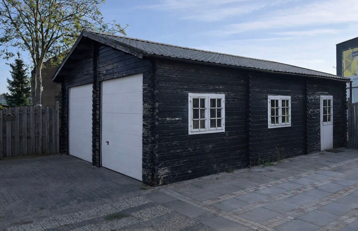 Blokhut schuur garage 6x9 meter, Ophalen, Gebruikt, 3 ramen of meer, Schuur