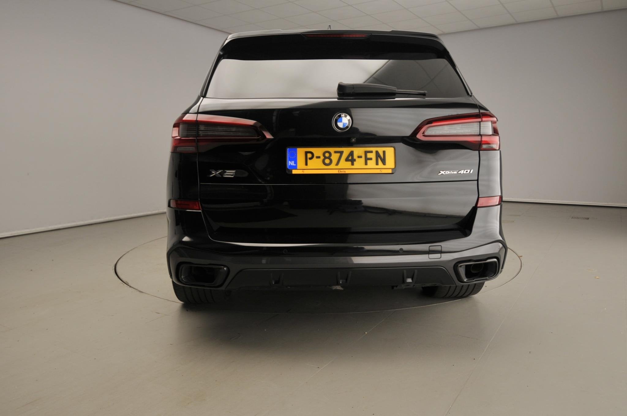 BMW X5 xDrive40i | M-Sportpakket | Laserlicht | Leder | HUD, 12 maanden, Gebruikt, 138 €/maand, Zwart