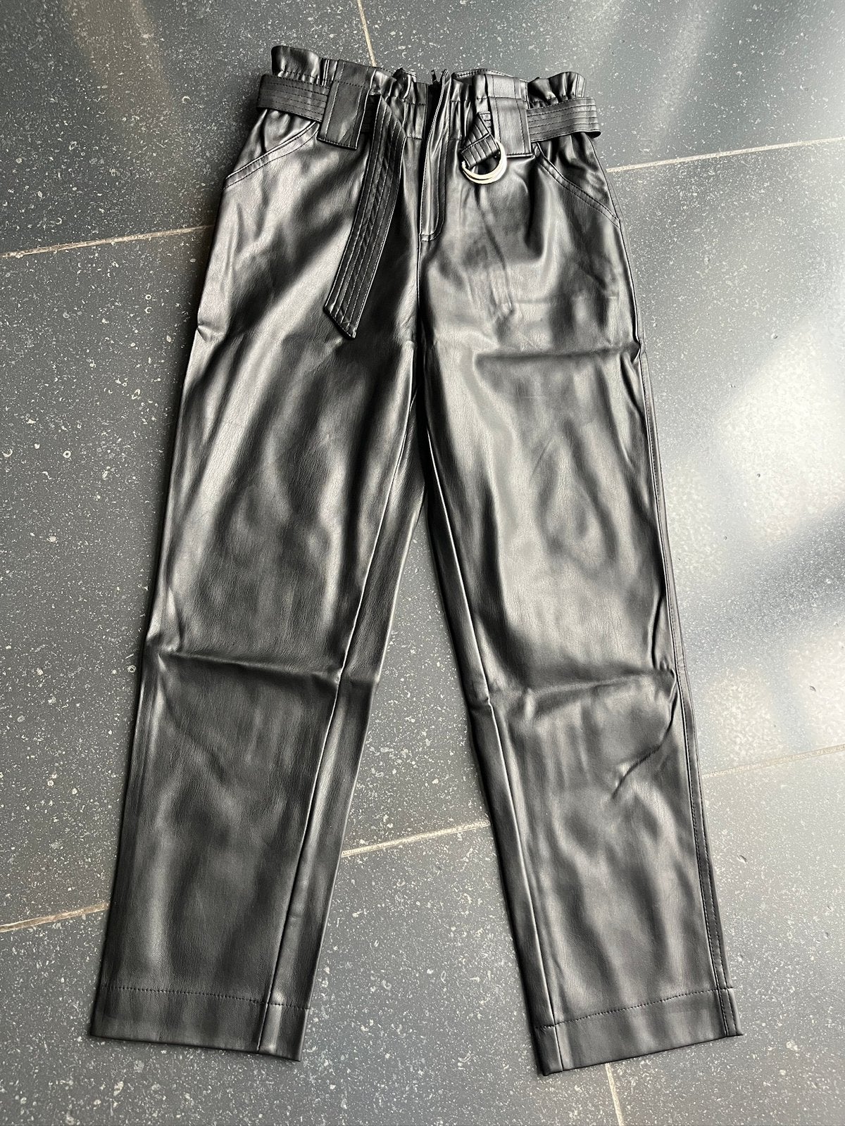 Meisjes leren pants / broek / pantalon zwart Ai & Ko mt 164, Kinderen en Baby's, Ophalen of Verzenden, Zo goed als nieuw, Meisje