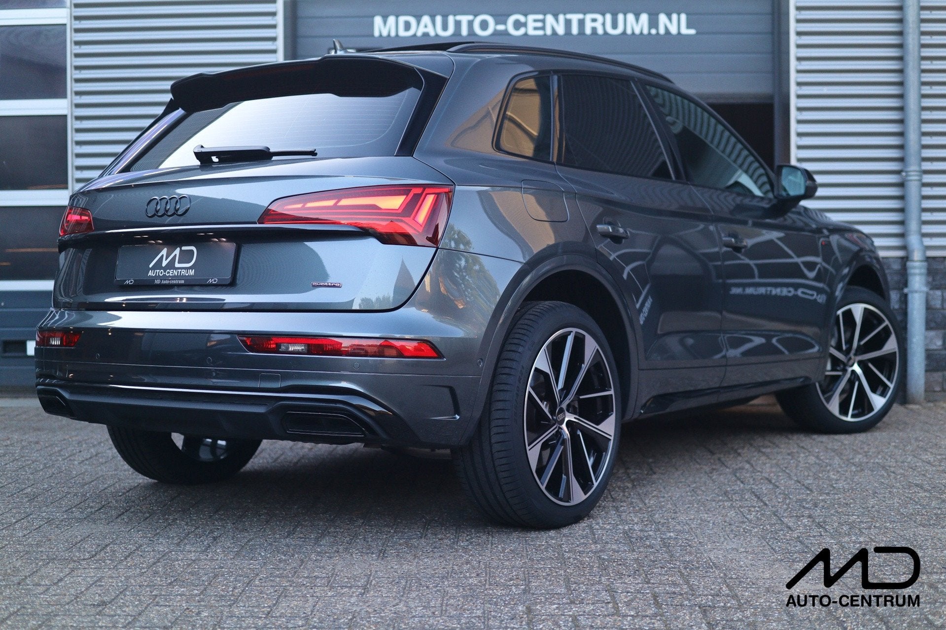 Audi Q5 50 TFSI e 3x S-Line| Pano| 360 camera| 21 inch, Auto's, Automaat, Dealer onderhouden, Zwart, 4 cilinders