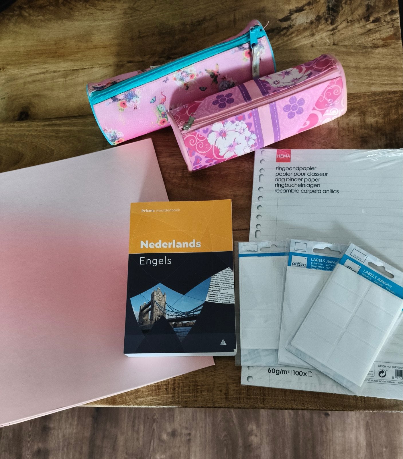 Schoolspullen, Ophalen, Zo goed als nieuw