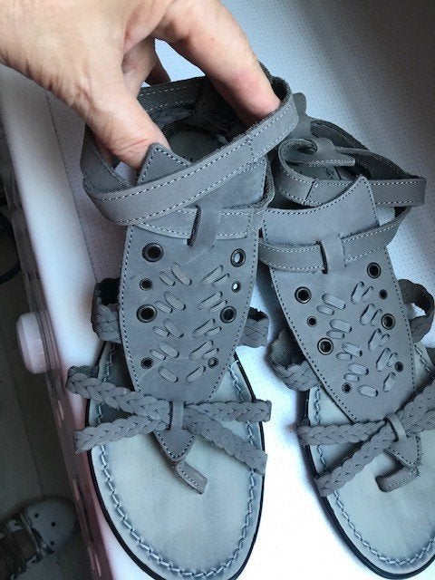 Esprit grijze sandalen Mt 40 Nieuwe ! apart model, Verzenden, Nieuw, Sandalen of Muiltjes, Grijs