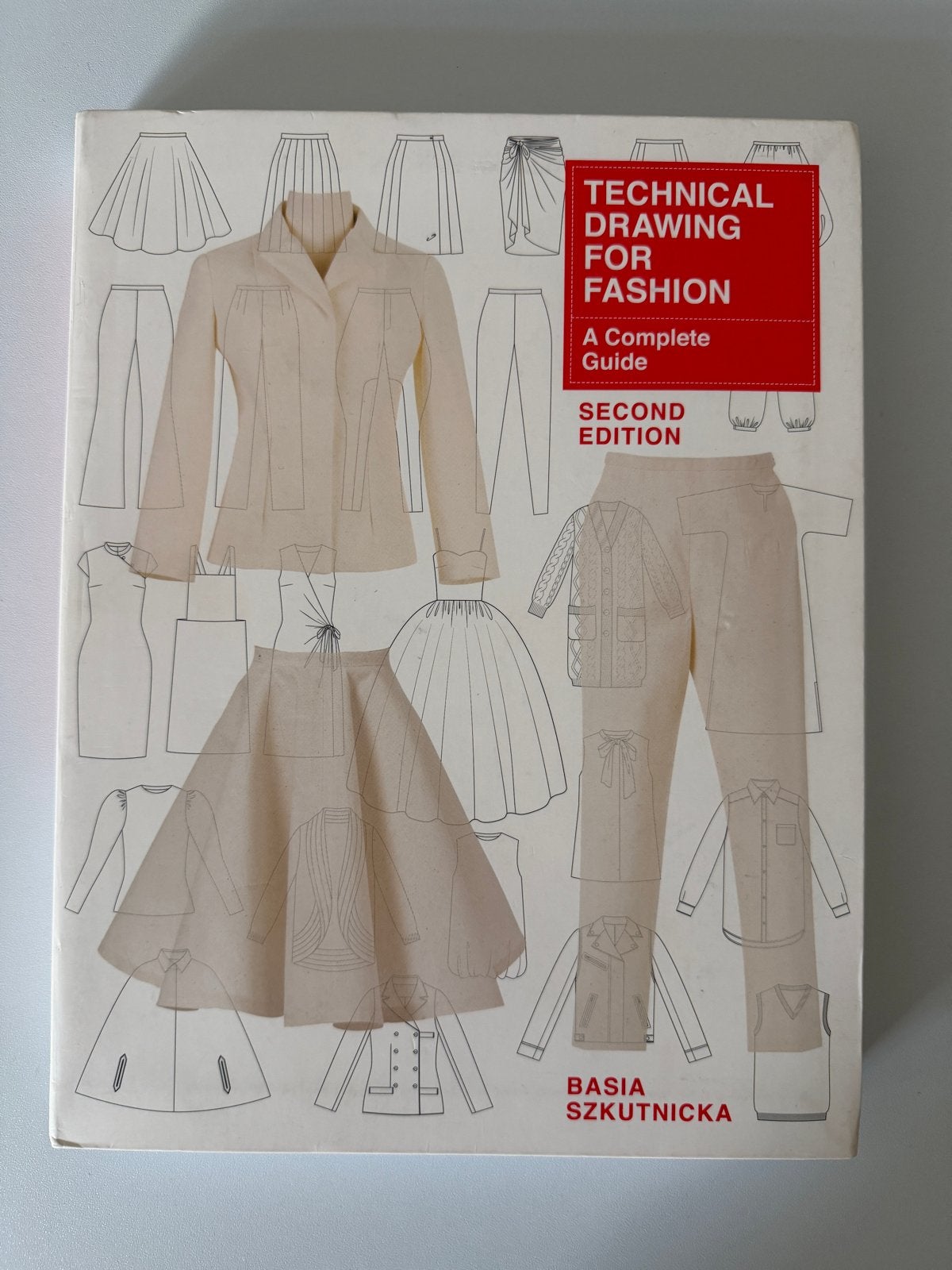 Technical Drawing for Fashion - Basia Szkutnicka, Boeken, Ophalen, Zo goed als nieuw, Overige onderwerpen
