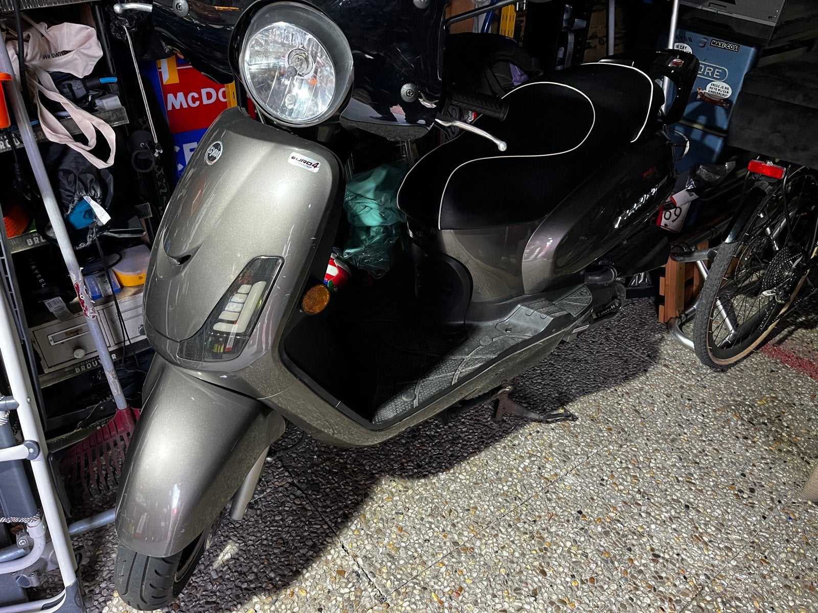 Sym Fiddle 2 Euro 4 Snorbrommer - Loopt 35km/u, Fietsen en Brommers, Ophalen, Gebruikt, Benzine, SYM