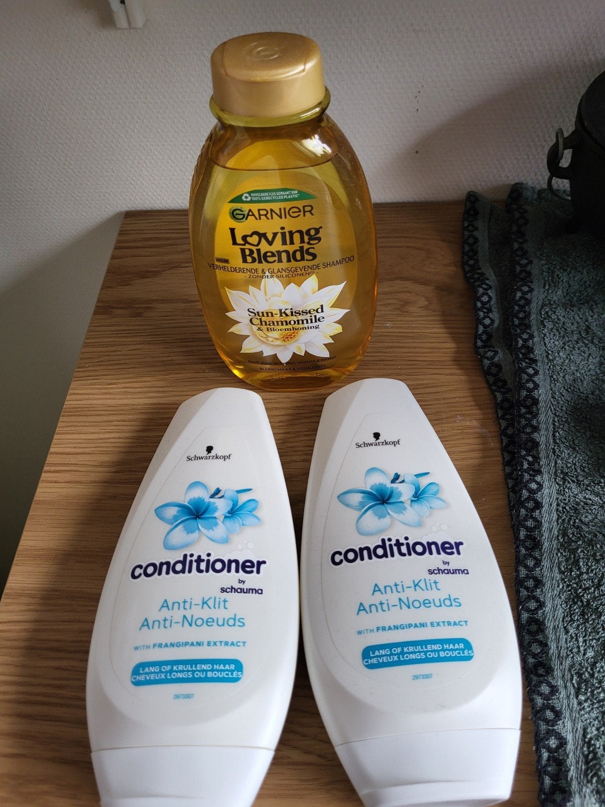 loving blends blond haar shampoo + conditioner en axe shower, Sieraden, Tassen en Uiterlijk, Ophalen of Verzenden, Nieuw, Bad & Douche