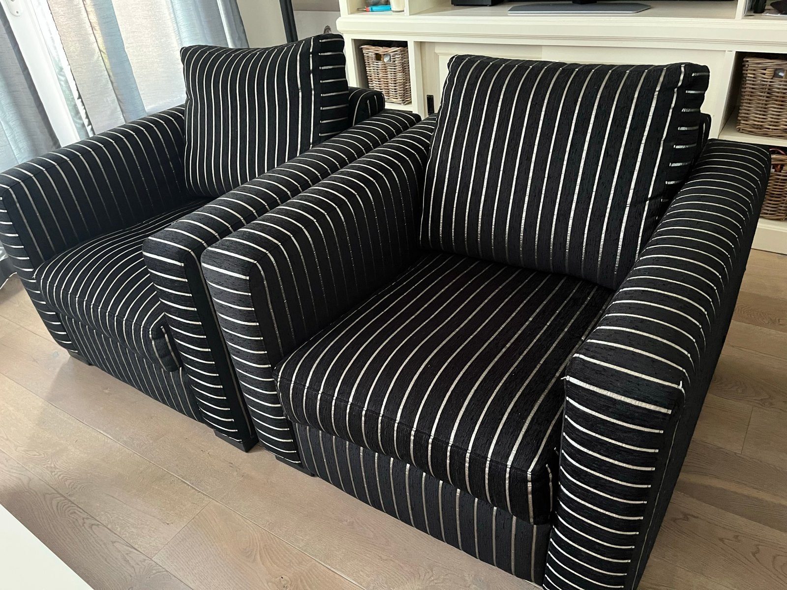 2 Zwart gestreepte stoelen, Ophalen, Gebruikt, Twee, Zwart