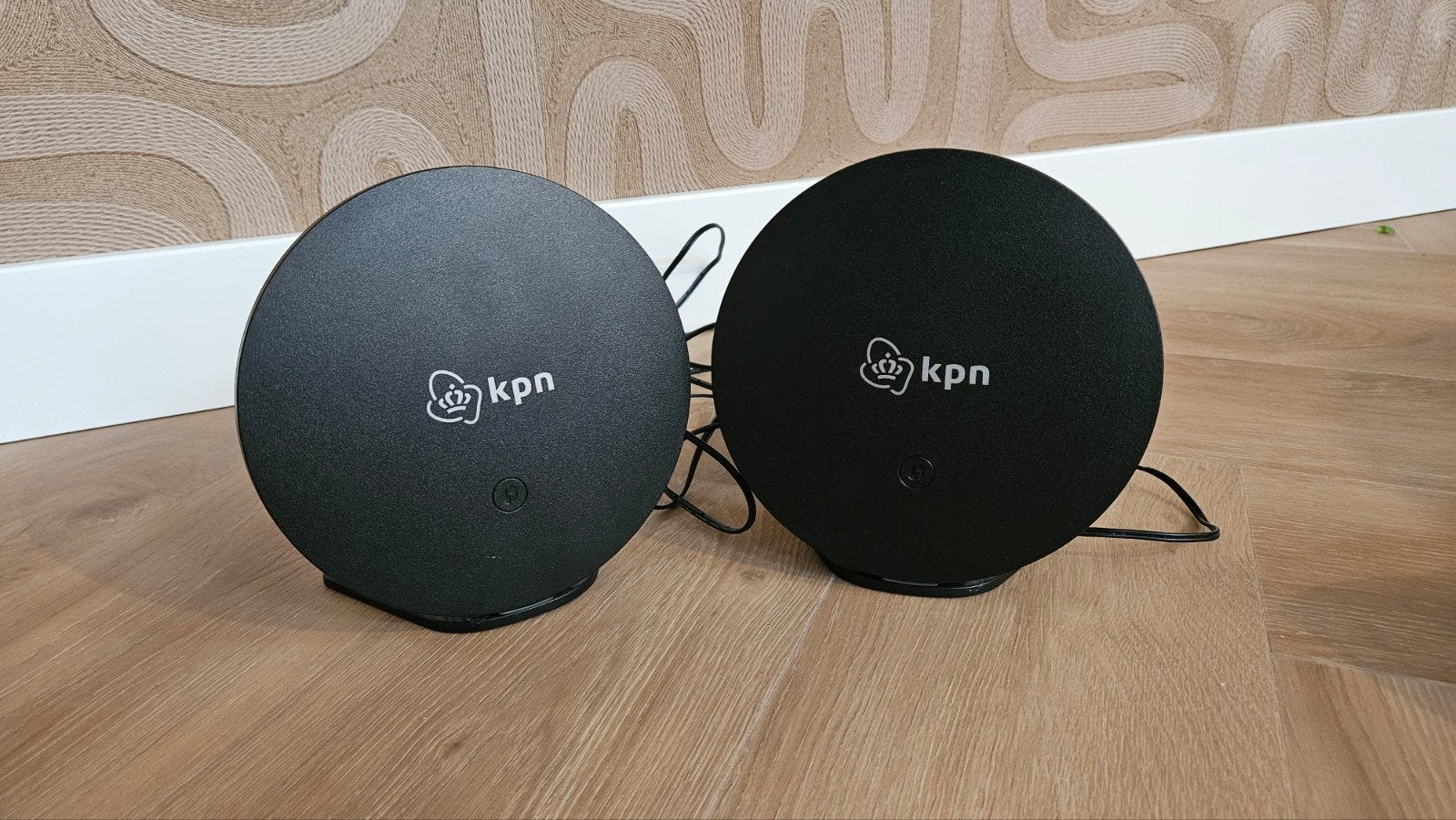 KPN SuperWifi punten (2 stuks), Ophalen of Verzenden, Zo goed als nieuw, Router, KPN