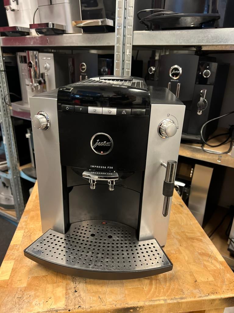 Jura f 50, Witgoed en Apparatuur, Info@jura.com, 10 kopjes of meer, Koffiemachine, Ophalen of Verzenden