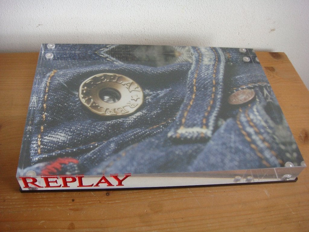 Heel zware Replay display, Verzamelen, Merken en Reclamevoorwerpen, Ophalen of Verzenden, Zo goed als nieuw, Overige typen