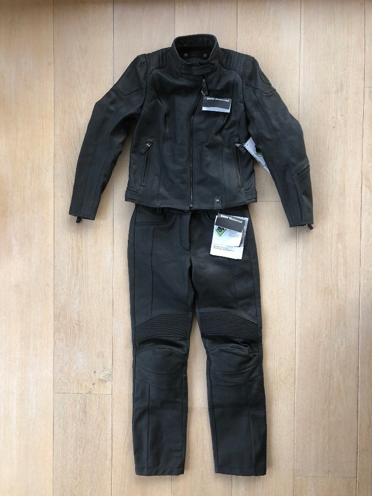 Nieuw BMW DarkNite leren dames motorpak (jas + broek) mt 40, Combipak, Ophalen of Verzenden, Dames, BMW Motorrad
