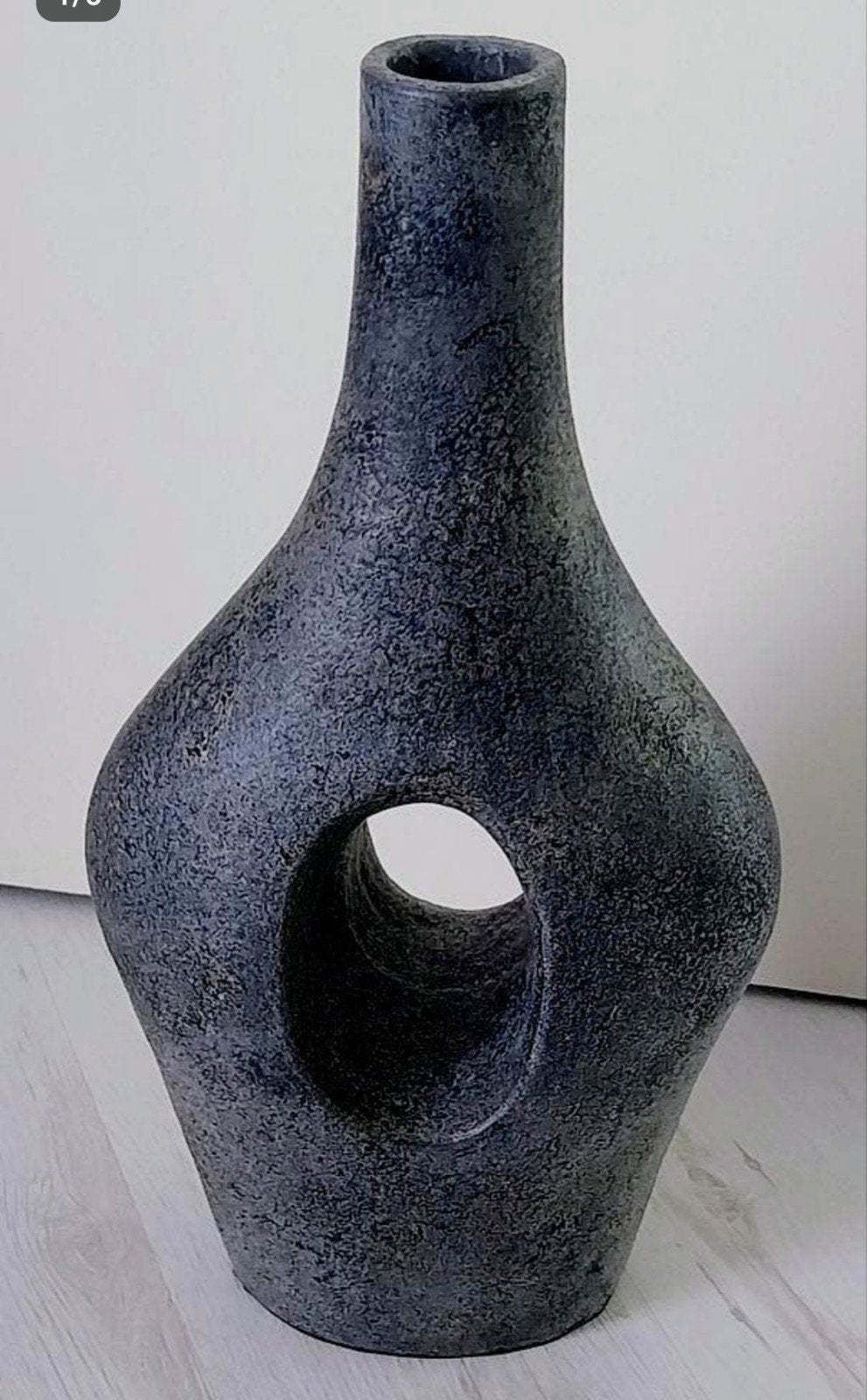 Terracotta vaas met uniek design, Ophalen of Verzenden