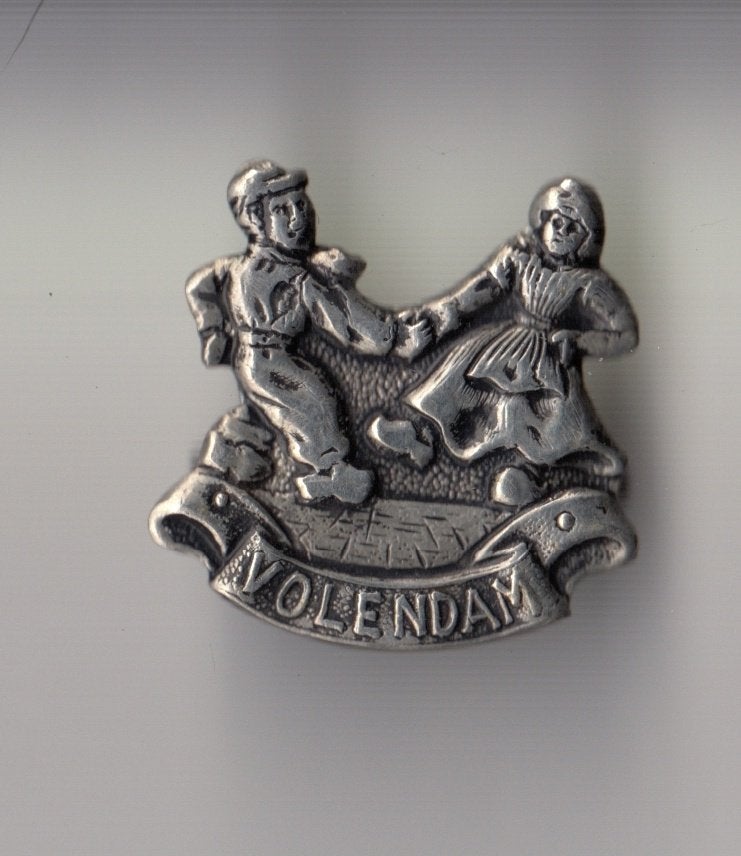 Volendam Volksdansen broche, Gebruikt, Niet vindbaar, Niet vindbaar, Speldje of Pin