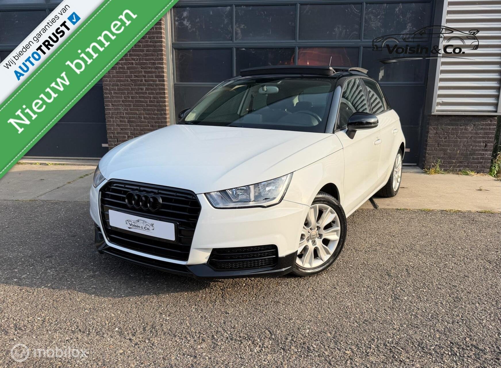 Audi A1 Sportback 1.4 TFSI Panoramadak Facelift PDC Stoelver, Voorwielaandrijving, Euro 5, Stof, Zwart