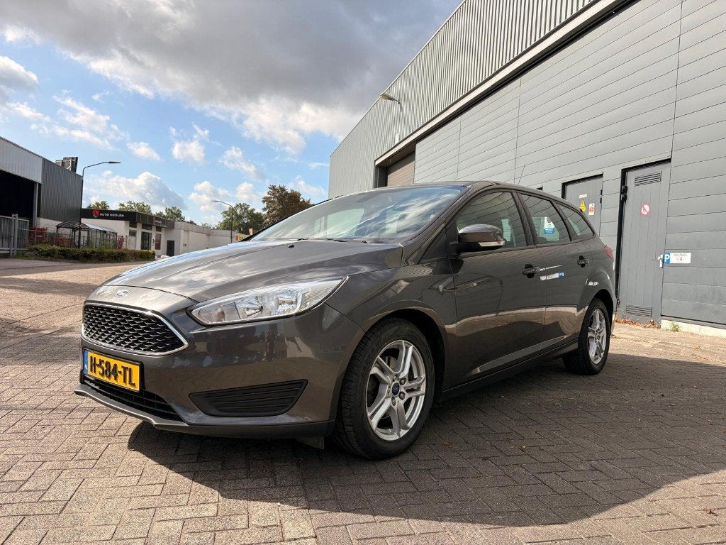 ✅Ford Focus Wagon - 1.0 Lease Edition 133936 KM✅, Auto's, Stof, 100 pk, Handgeschakeld, 999 cc