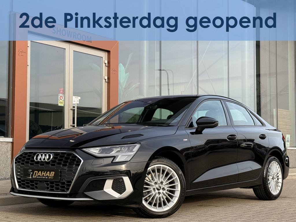 Audi A3 Limousine 30 TFSI Advanced edition | Navi | ACC | St, Stof, Gebruikt, Automatische klimaatregeling, Zwart