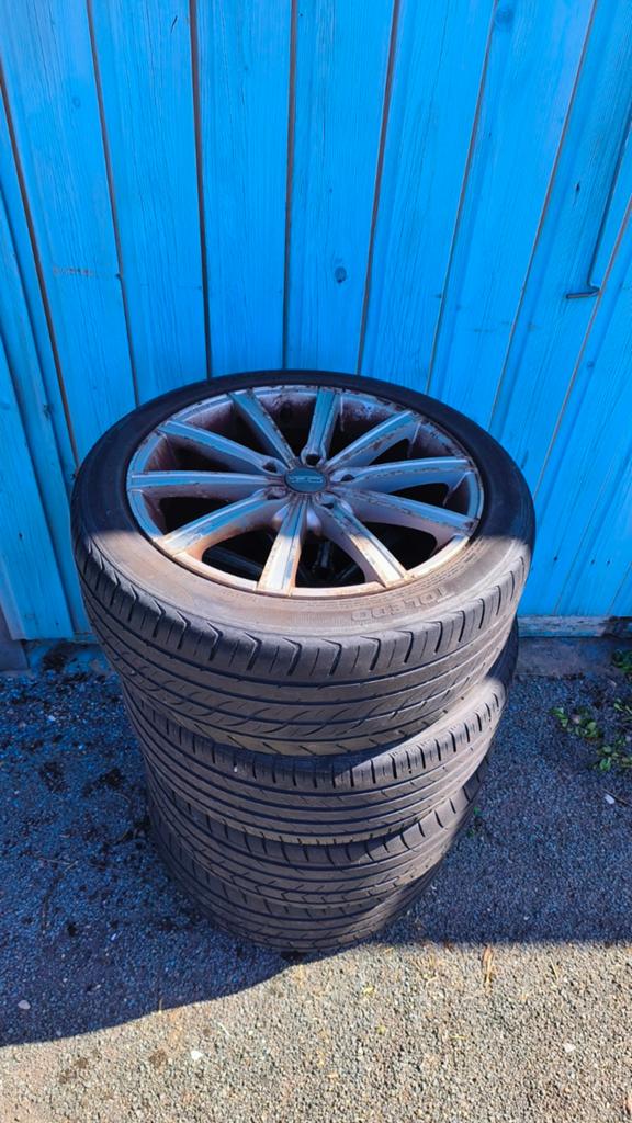 Toyota Auris velgen en redelijk goede banden, Auto-onderdelen, Banden en Velgen, Ophalen of Verzenden, Zomerbanden