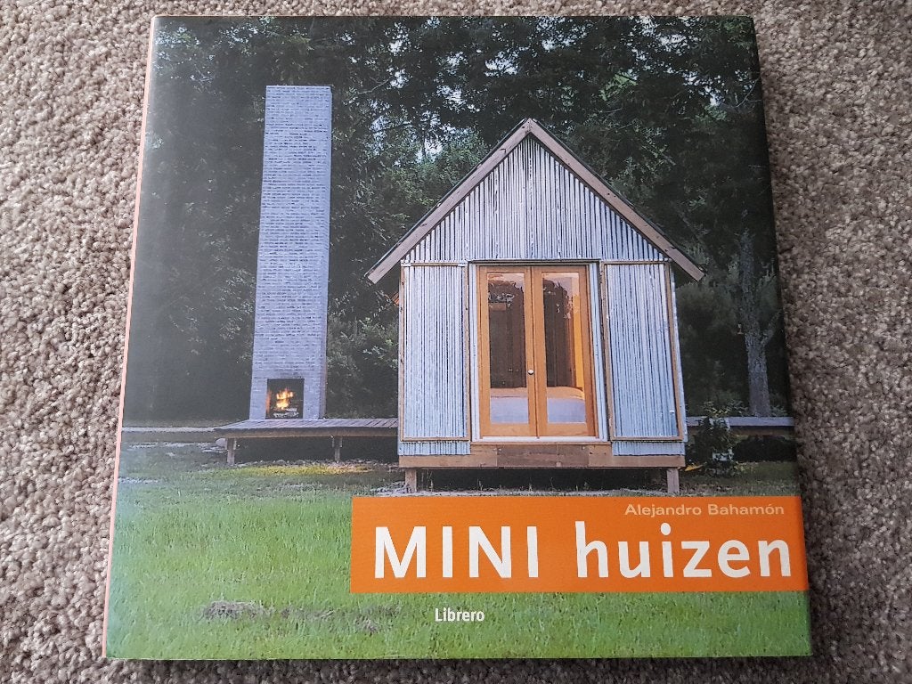 Boek : Mini huizen -- Alejandro Bahamon -- Tiny houses, Boeken, Wonen en Tuinieren, Interieur en Design, Ophalen of Verzenden