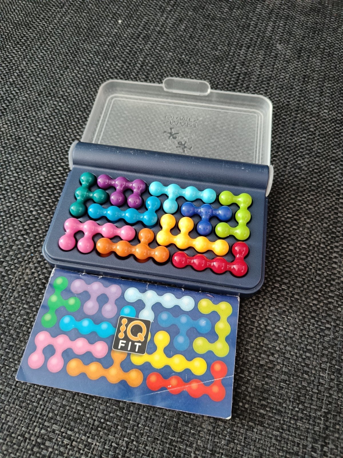 SmartGames IQ Fit Puzzelspel - Compact en Uitdagend, Ophalen of Verzenden, Zo goed als nieuw, Rubik's of 3D-puzzel