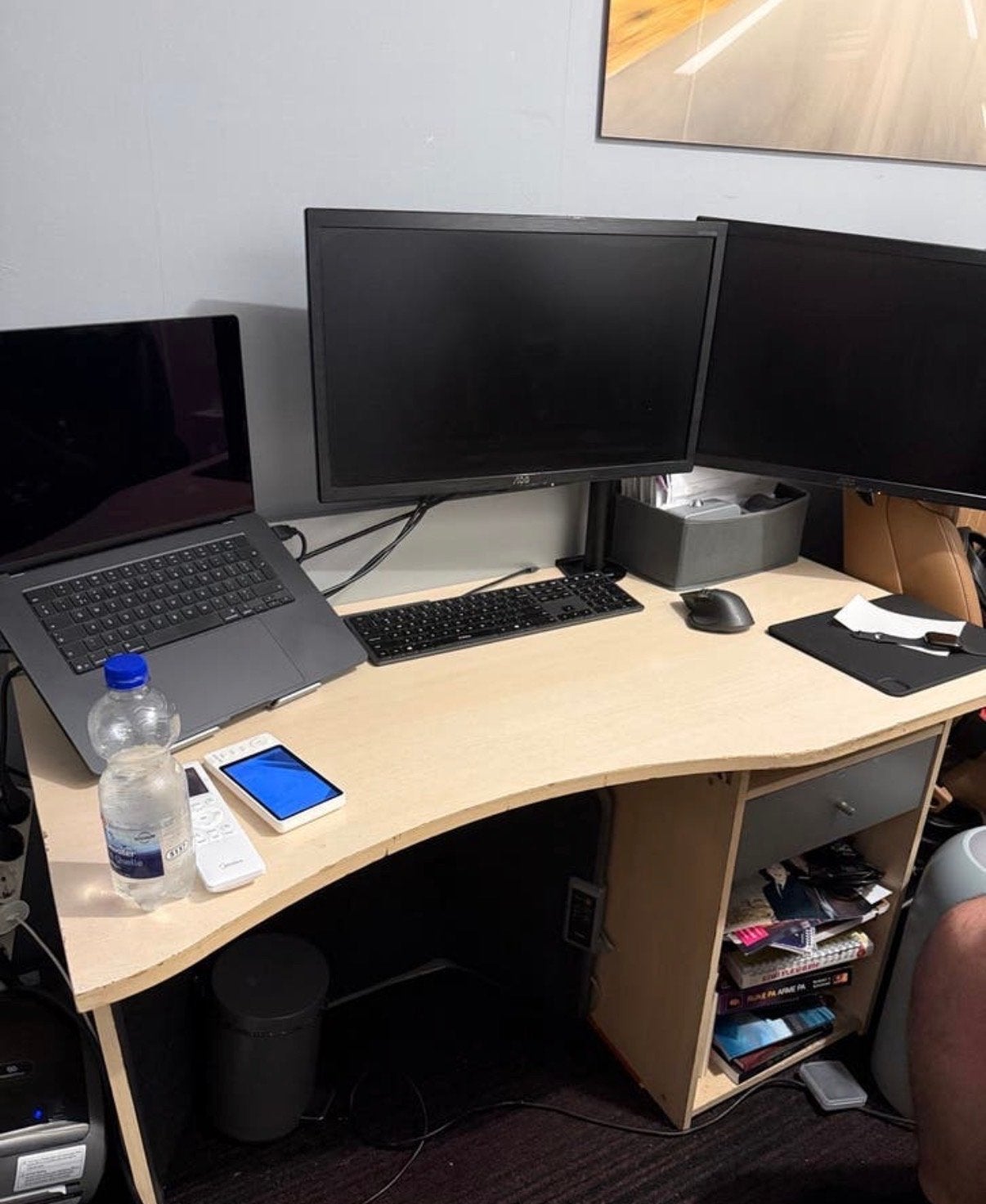 Gratis Bureau, Ophalen, Gebruikt, Computerbureau, Beige