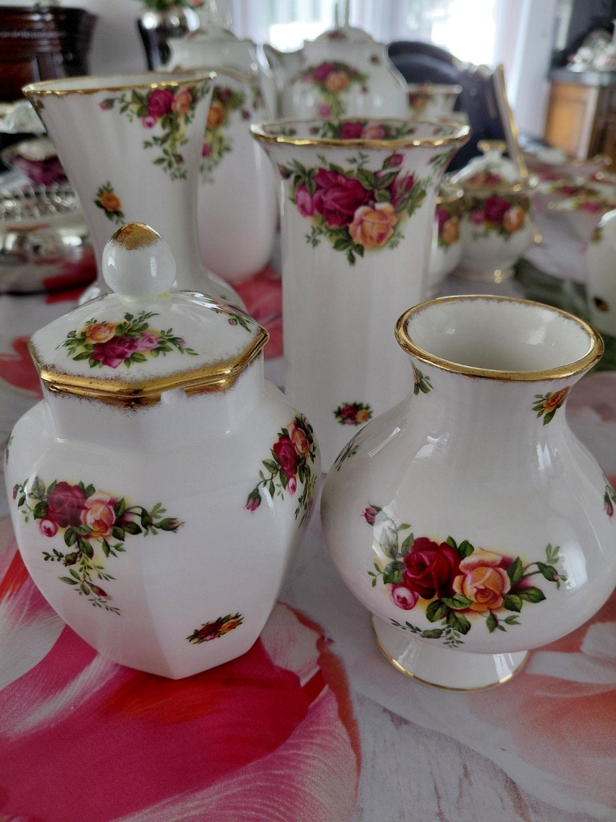 4 Royal Albert Old Country Roses  vaasjes.vazen en pot, Ophalen of Verzenden