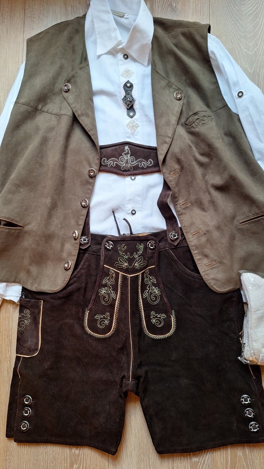 Lederhose 56 gilet overhemd kousen oktoberfeest, Ophalen of Verzenden, Maat 56/58 (XL)