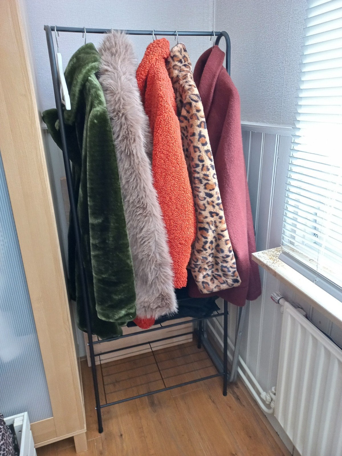 Kledingrek, Kleding | Dames, Kledingrekken, Ophalen