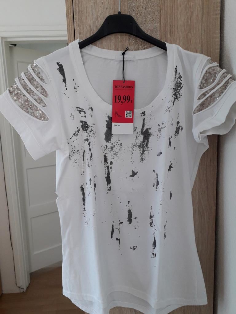 Nieuw wit met zilver glitter shirt een maat, Ophalen of Verzenden, Nieuw, Wit, Korte mouw