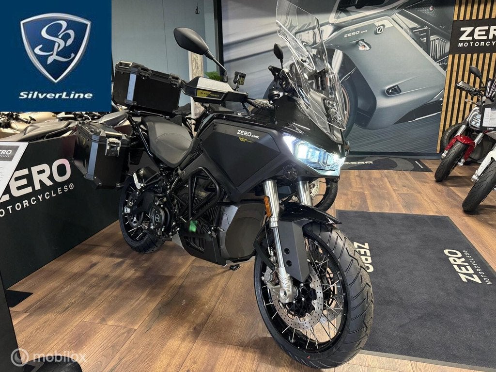 Zero Motorcycles DSR/X Black Forest nu met € 2500,- kortin, Motoren, Motoren | Overige merken, Bedrijf, Handvatverwarming, Meer dan 35 kW