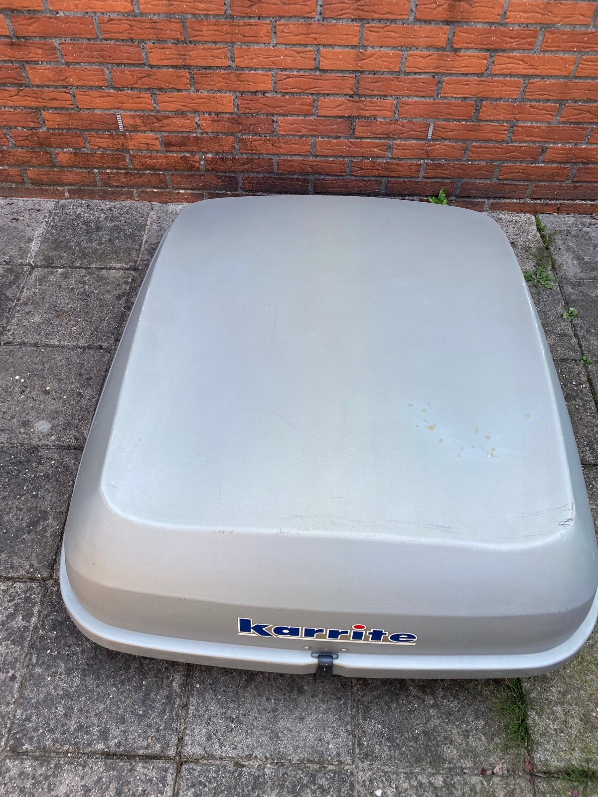 Karrite dakkoffer met Thule dakdragers, Ophalen, Gebruikt