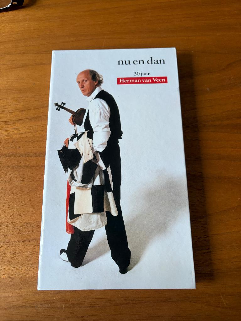 Herman van Veen Nu en Dan cd's, Ophalen of Verzenden, Zo goed als nieuw, Levenslied of Smartlap, Boxset