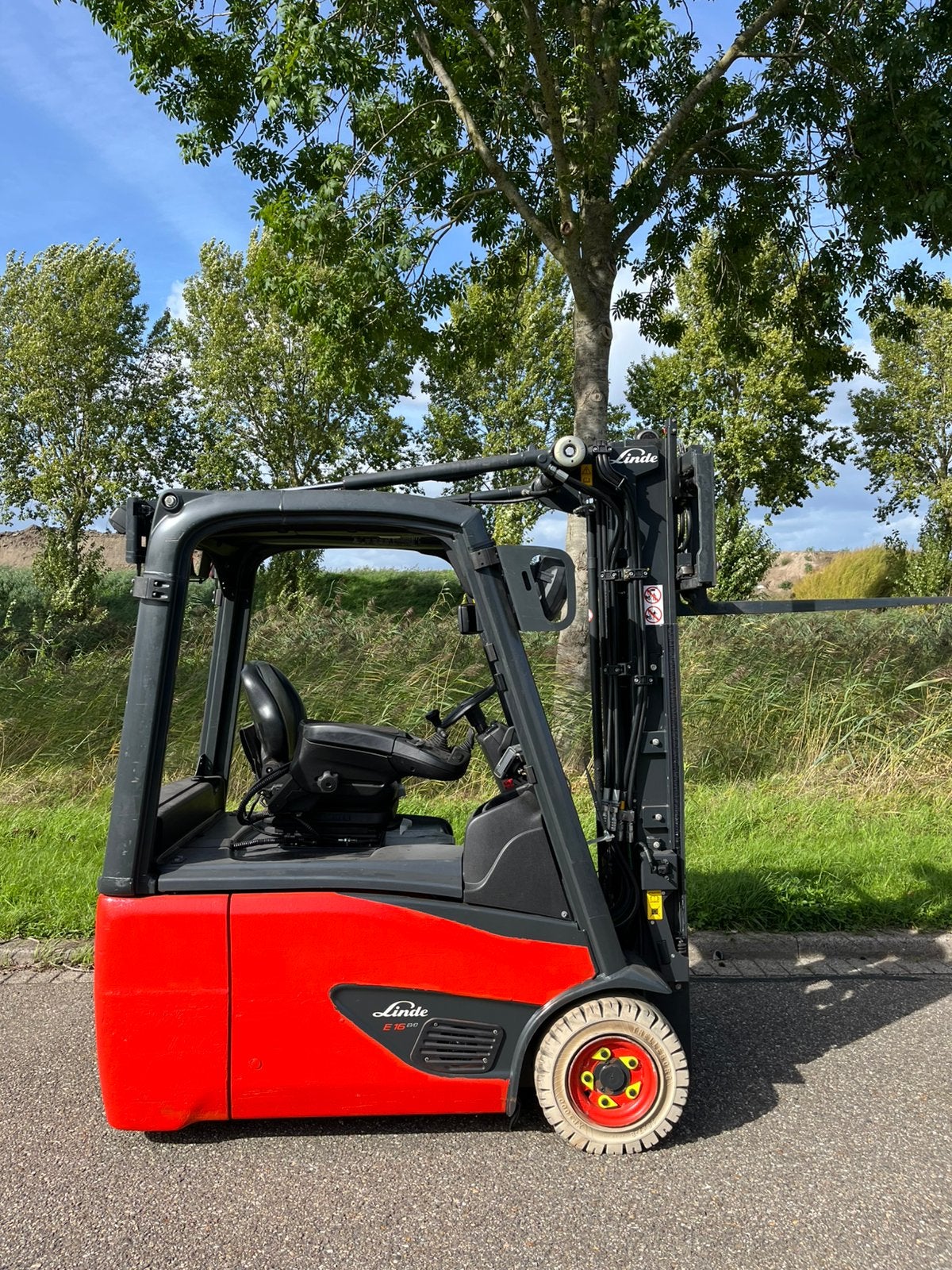 Electrische heftruck Linde E16-02 EVO in nieuwstaat , 2018, 1000 tot 2000 kg, Ophalen of Verzenden, Heftruck