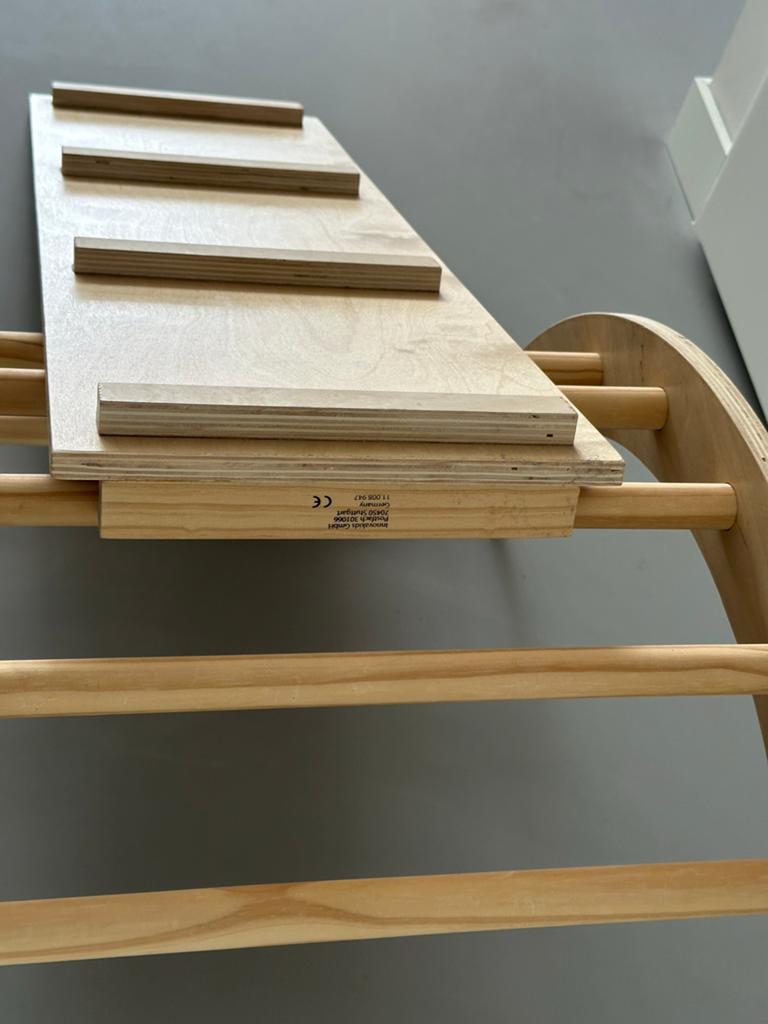 Houten klimrek met klimboog en plank - Montessori speelgoed, Ophalen, Zo goed als nieuw, Klimwand