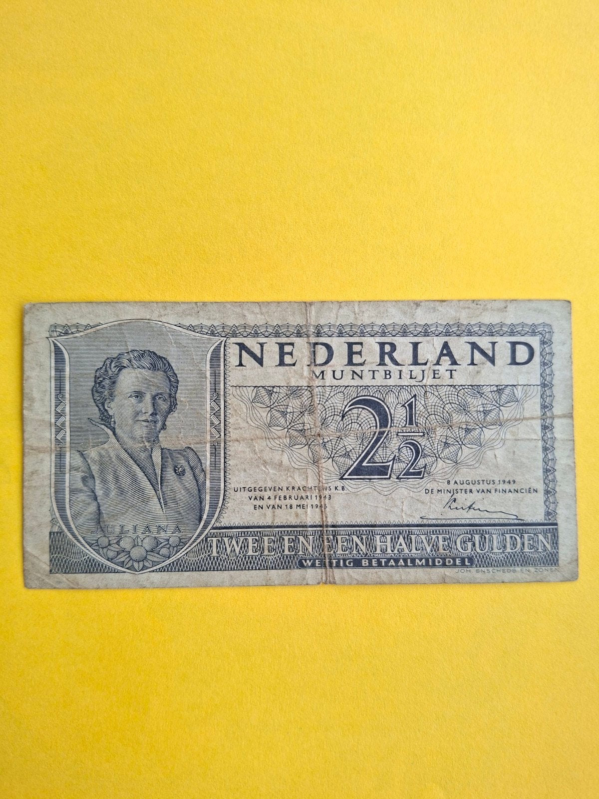 2,5 gulden Juliana uit 1949 in ZF
Serie nummer 3 YM 006249
P, Postzegels en Munten, Bankbiljetten | Nederland, Ophalen of Verzenden