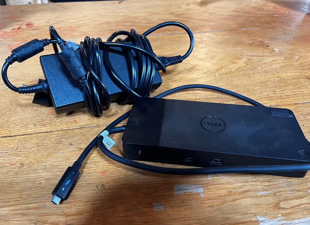 Docking station - Dell WD22TB4, Computers en Software, Nieuw, Ophalen of Verzenden, Dell, Docking station