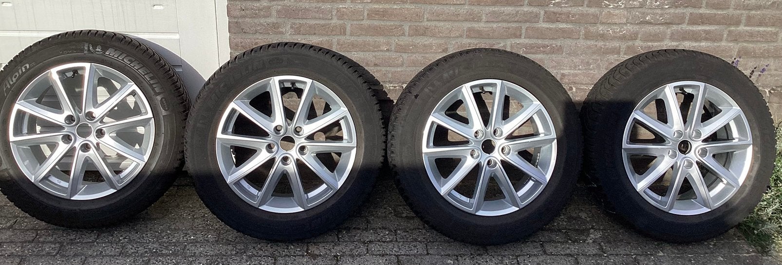 Kadjar wielen zeer mooi met Michelin winter veel profiel, Ophalen, Gebruikt, Renault