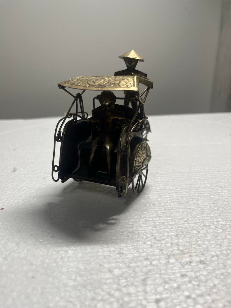 Decoratieve messing/bronzen miniatuur Aziatische riksja, Ophalen of Verzenden, Brons