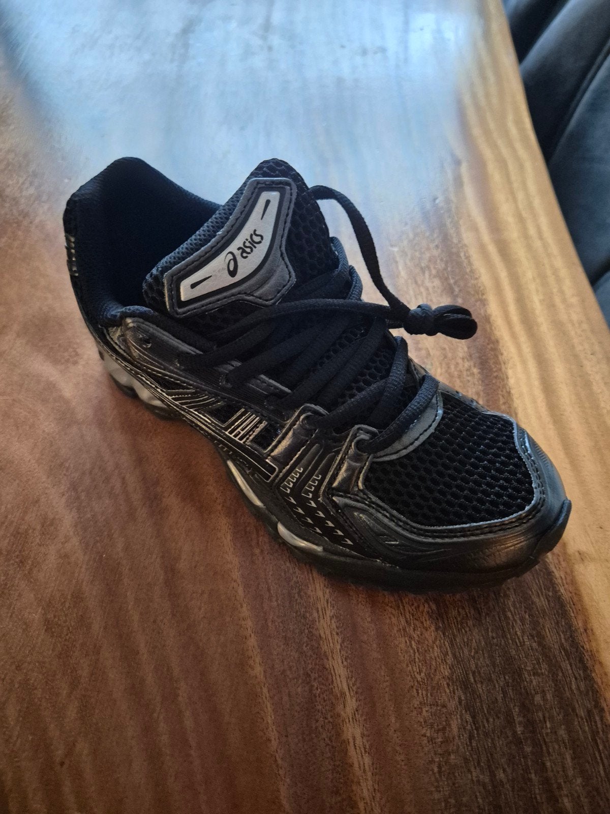 Nieuwe Asics sneakers - Maat 40, Zwart, Nieuw, Ophalen of Verzenden, Sneakers of Gympen