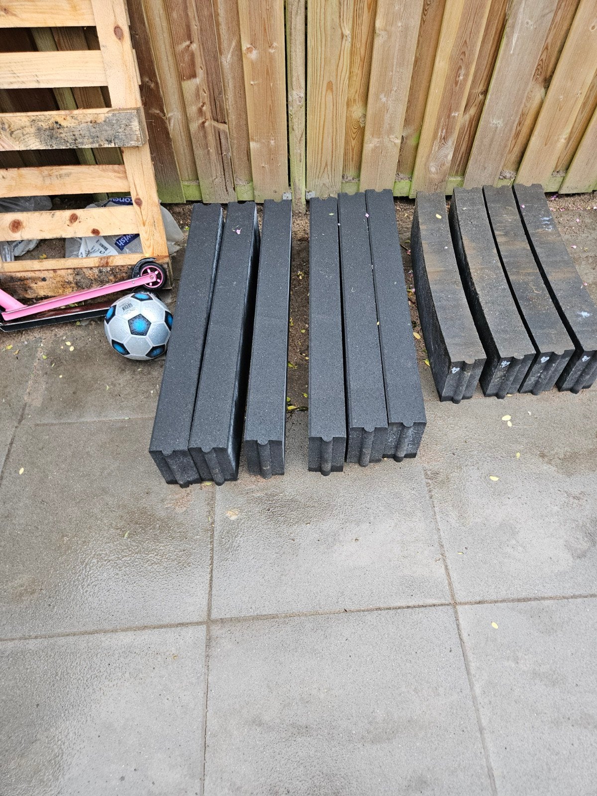 Tegels en bandjes 60x60x4 en 10x15 antraciet, Tuin en Terras, Ophalen