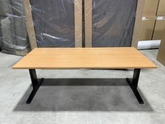 instelbare bureau 180 cm 180x80 cm, Ophalen of Verzenden, In hoogte verstelbaar, Gebruikt