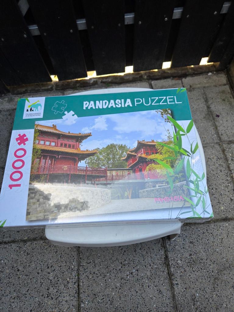 Pandasia Puzzel 1000 stukjes - ouwehanddierenpark, Ophalen, 500 t/m 1500 stukjes, Zo goed als nieuw, Legpuzzel