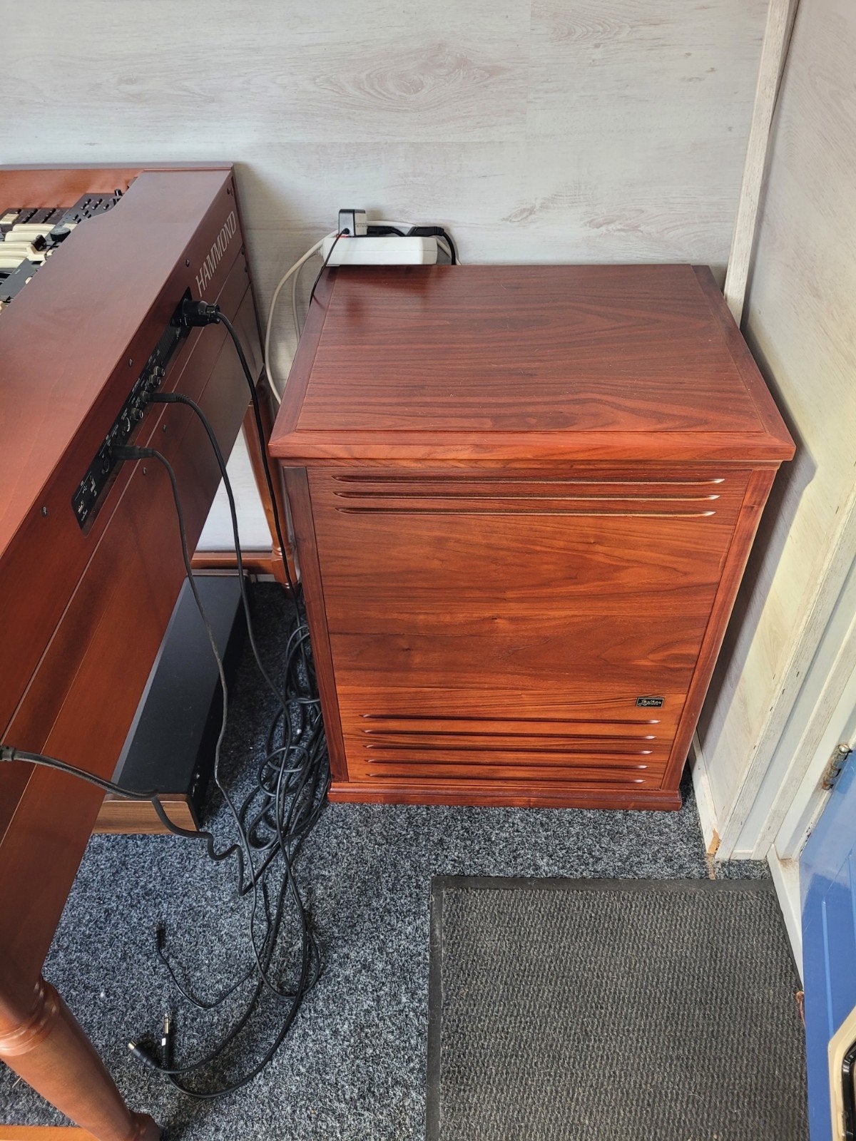 Hammond leslie 3300 houten uitvoering, Muziek en Instrumenten, Ophalen of Verzenden, Nieuw, 2 klavieren