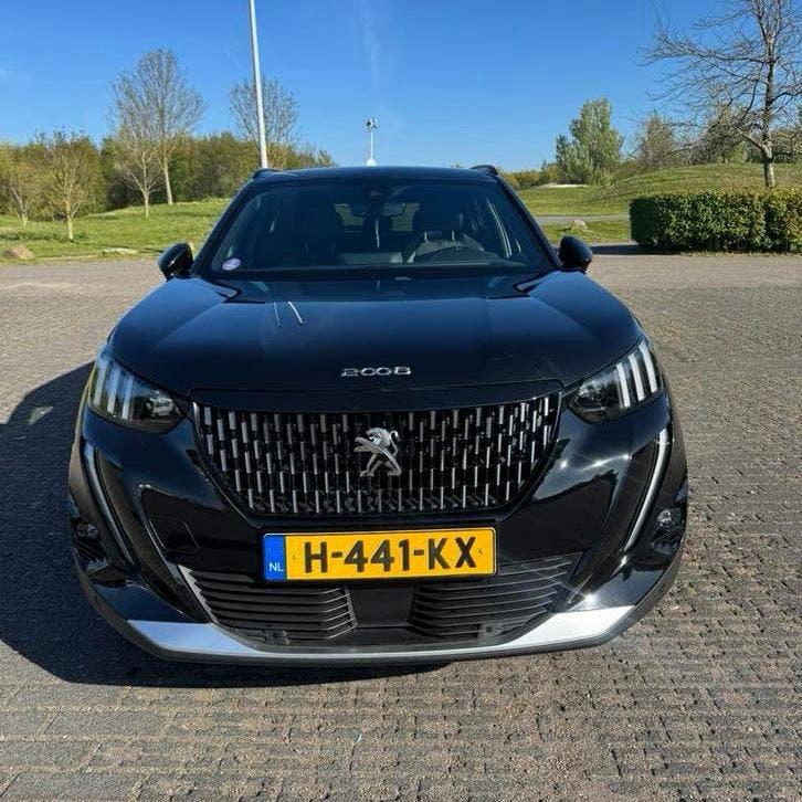 Foto 5 van Peugeot 2008 1.2 Puretech GT