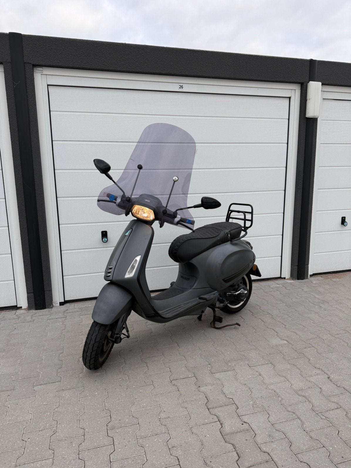 Vespa sprint 2017 brom, Fietsen en Brommers, Scooters | Vespa, Ophalen, Gebruikt, Maximaal 45 km/u, Vespa S