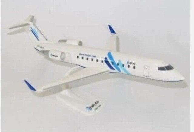 FMI Air Canadair CRJ 200 1/100 schaalmodel vliegtuig, Verzamelen, Ophalen of Verzenden, Zo goed als nieuw, Schaalmodel